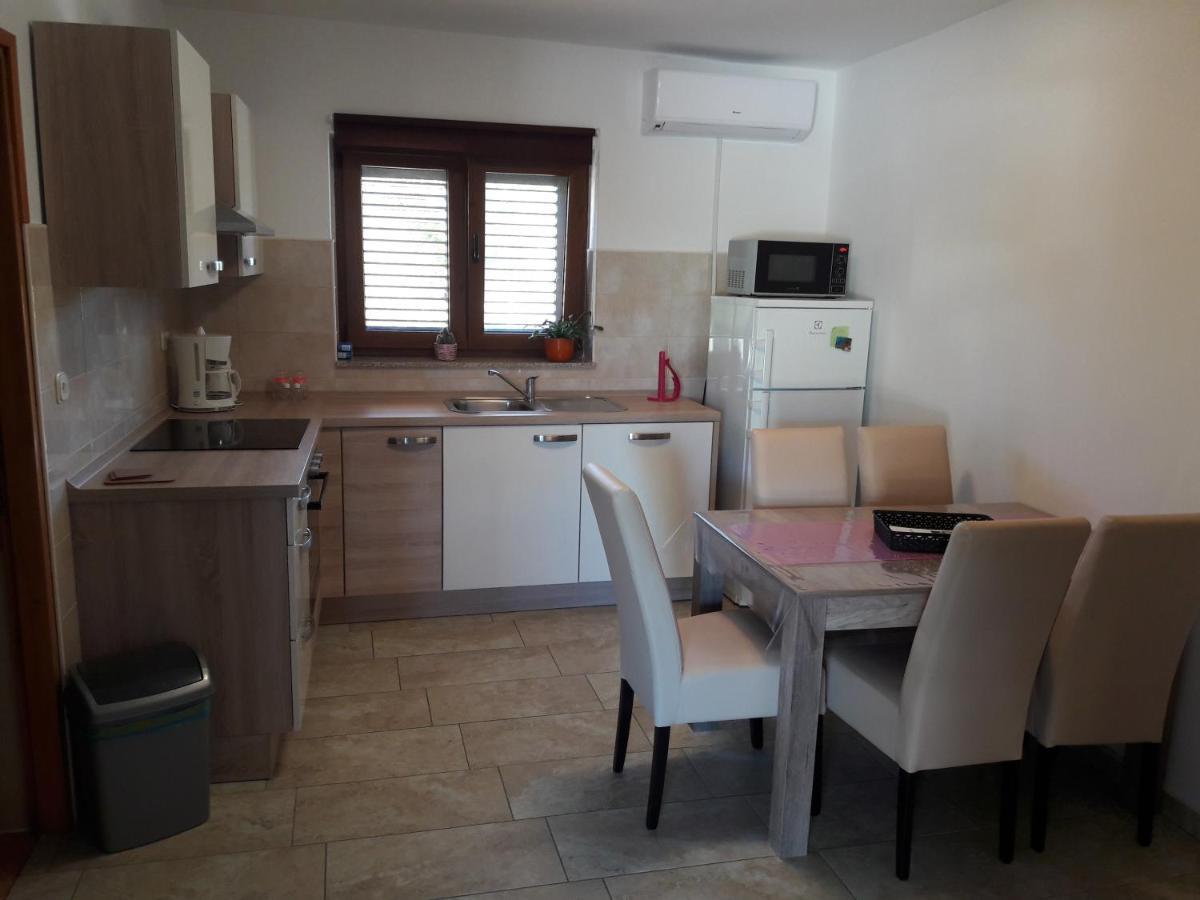 Apartmani Predovan วรซี ภายนอก รูปภาพ